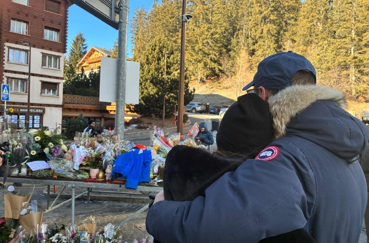 Đức Thánh Cha cầu nguyện cho các nạn nhân vụ hỏa hoạn ở Crans-Montana